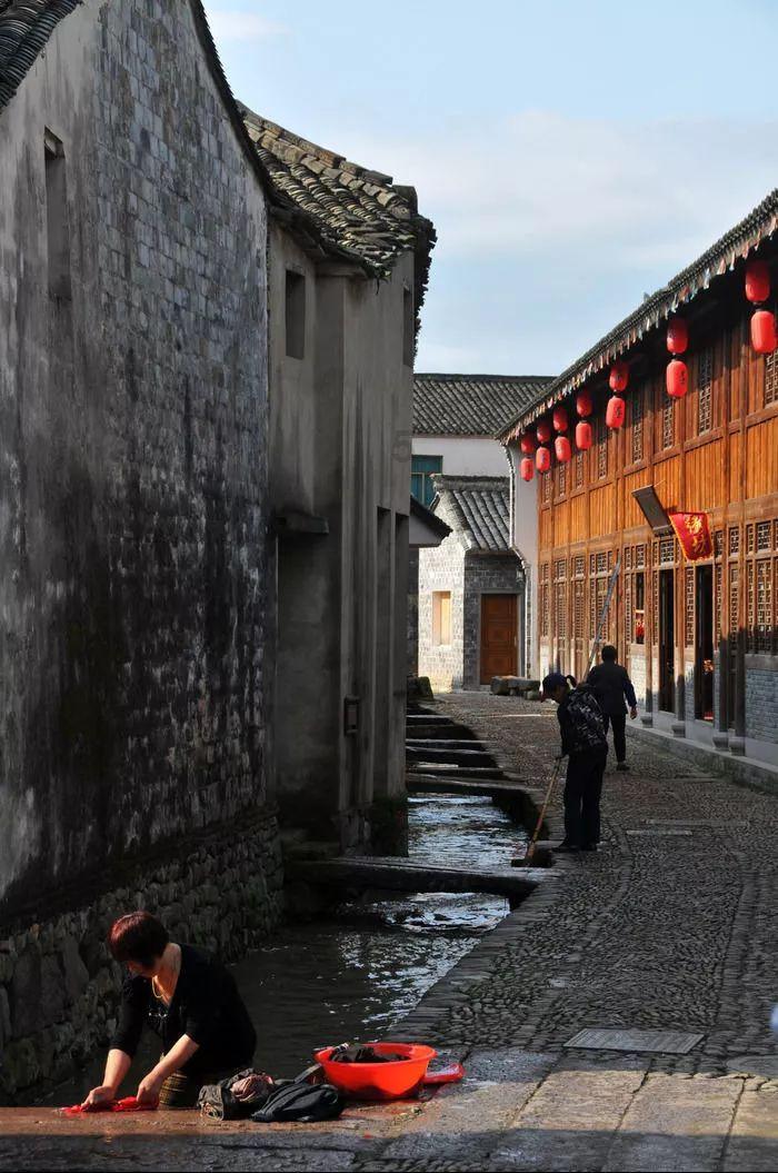 30年国债期货再刷新高,机构:股债“跷跷板效应”显现